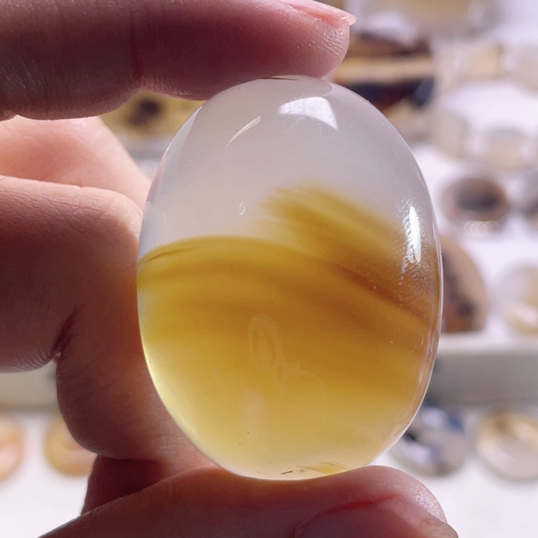 玛瑙/玉髓未镶嵌珠宝奇石