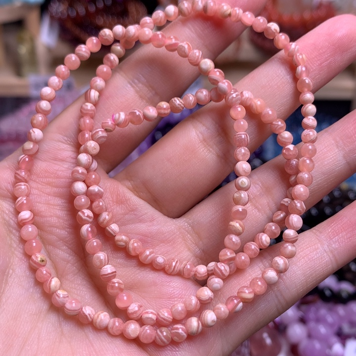 水晶手串未镶嵌3.8红纹五花肉