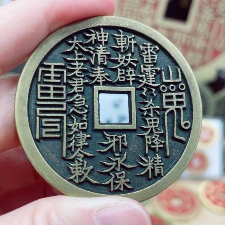 铜现代仿制工艺品