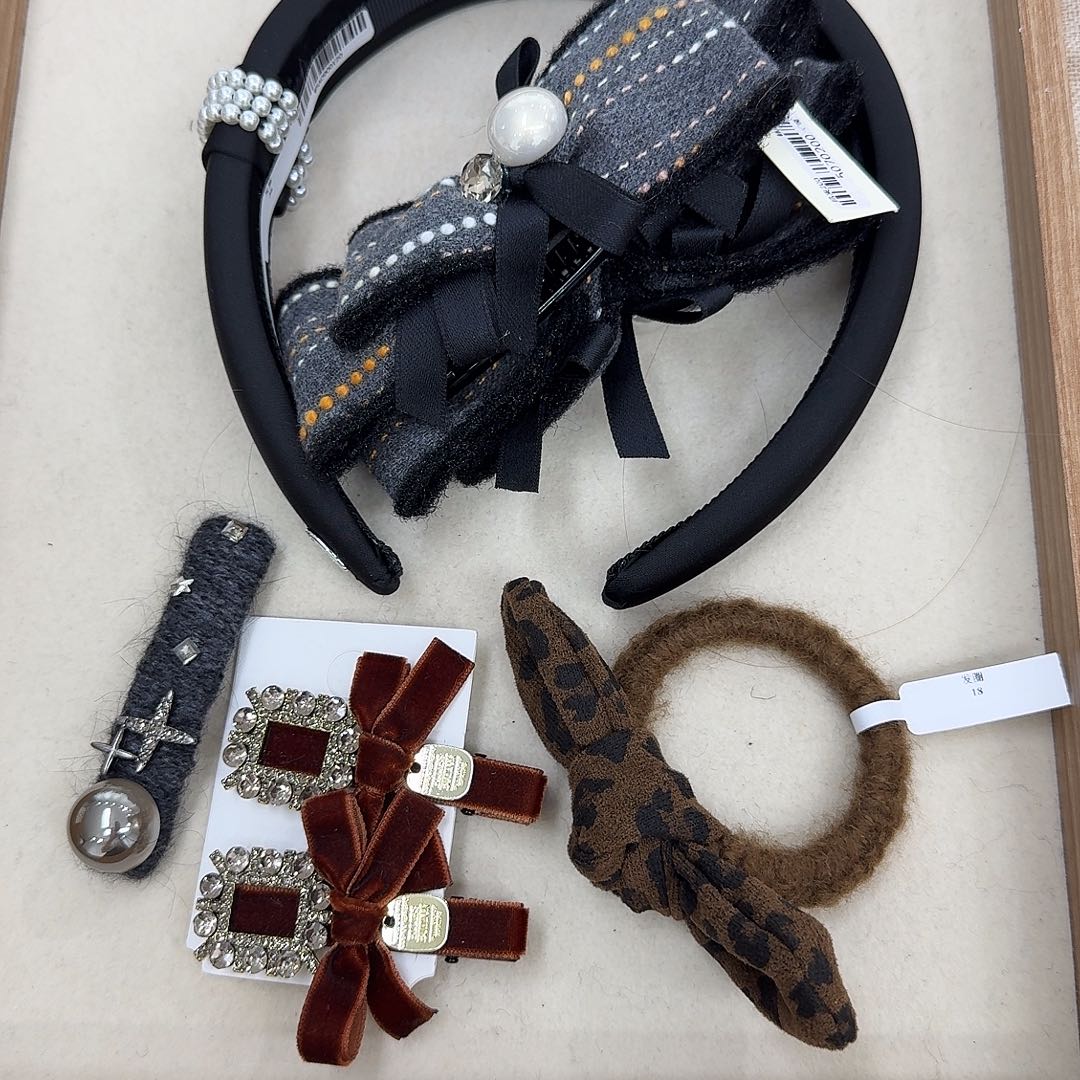 皮质铁合金夹子119