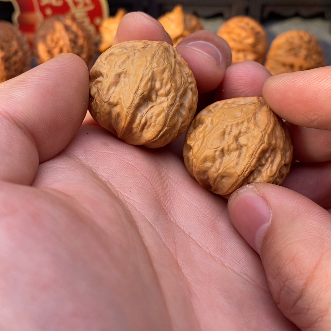 文玩核桃把件小***鱼八棱