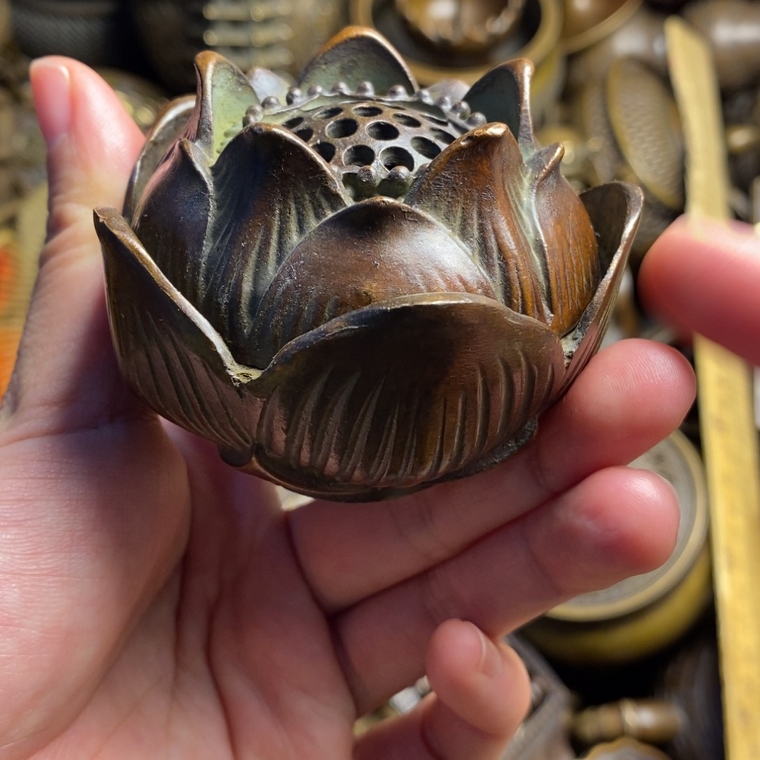 精美铜器做工精良