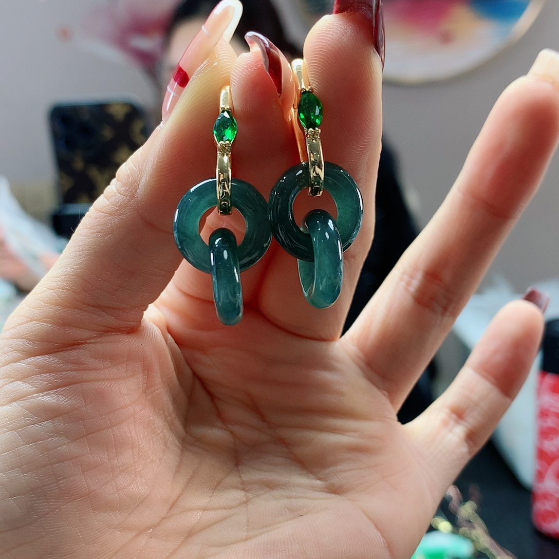 【闪购商品】翡翠耳饰未镶嵌，