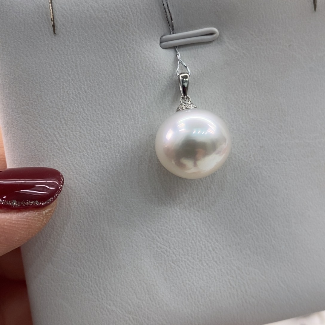 海水珍珠颈饰18K金镶嵌14-15m m