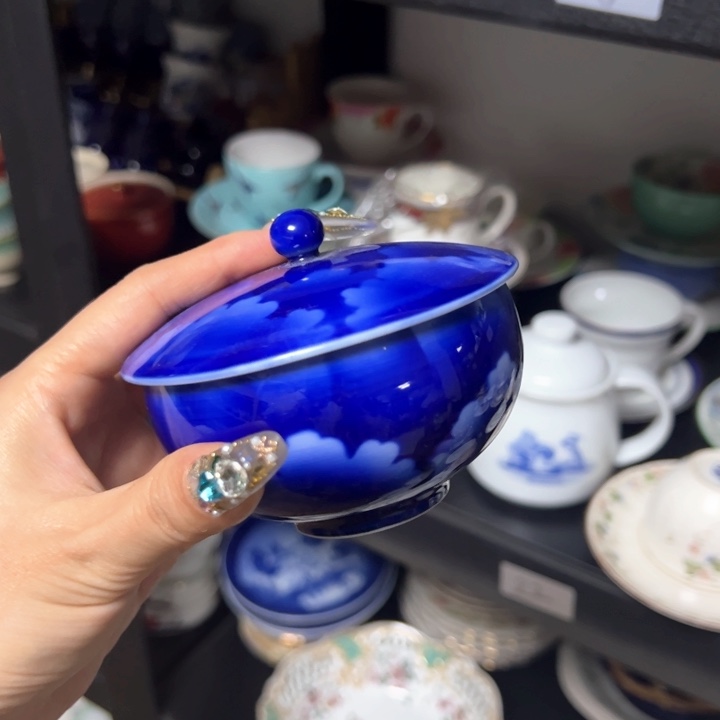 盖碗瓷器直播放漏中