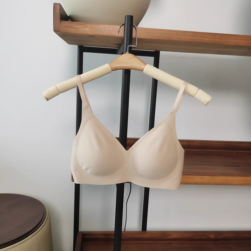 真丝无钢圈薄款薄杯文胸果冻条科技柔软舒适无痕内衣