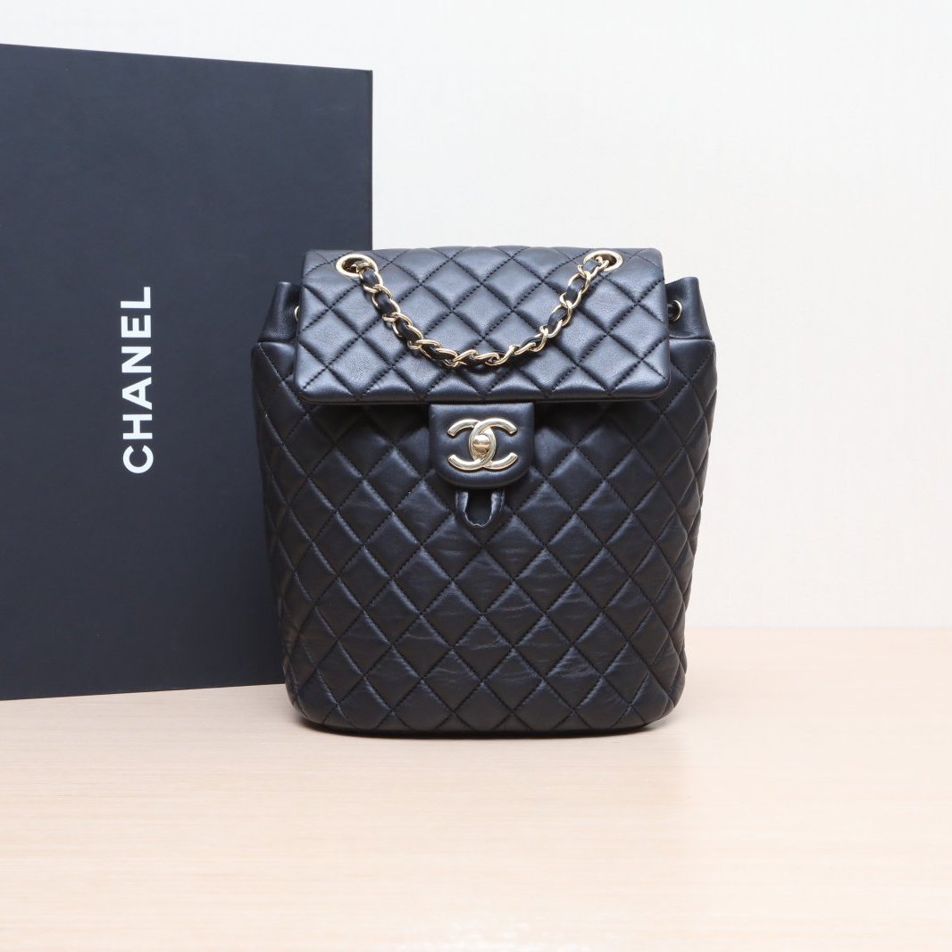 95新 Chanel/香奈儿 黑黑精选 336682萨尔茨堡双肩包 中号 23开包
