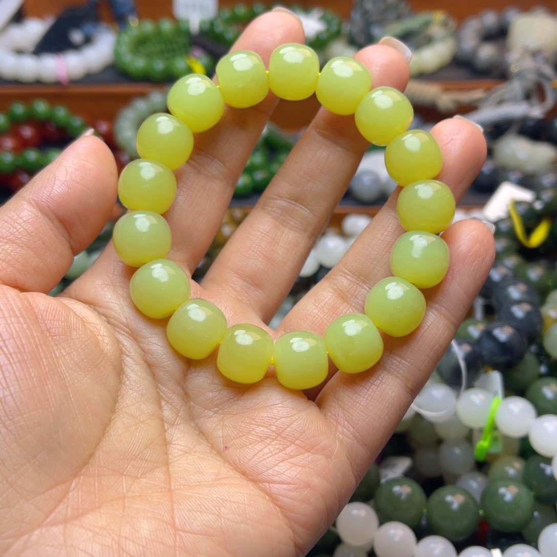 和田玉未镶嵌手链