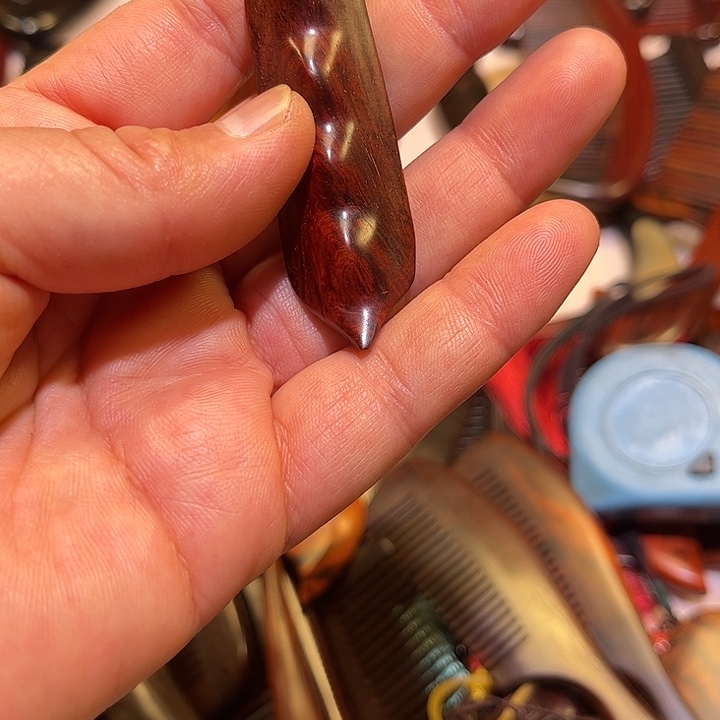 星****交趾黄檀（大红酸枝）檀木福豆子