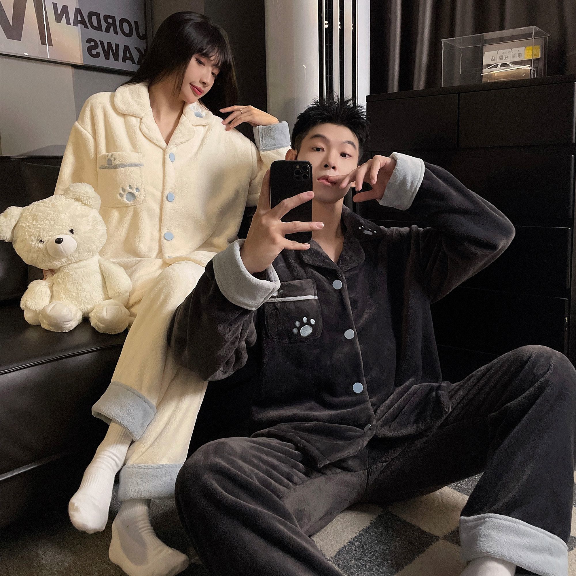 情侣睡衣珊瑚绒女2025新款秋冬季加厚加绒保暖卡通男士家居服套装