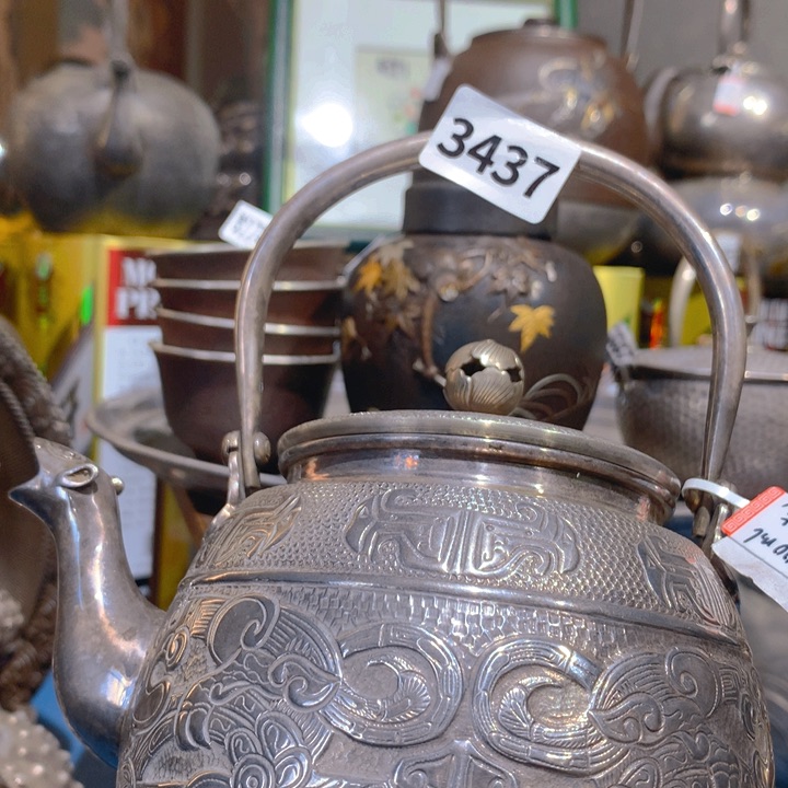 路*人一个个银壶一个银壶