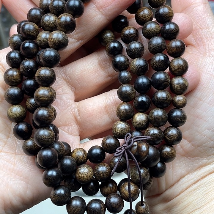 沉香手串迎**浪越南芽庄白奇楠留疤料