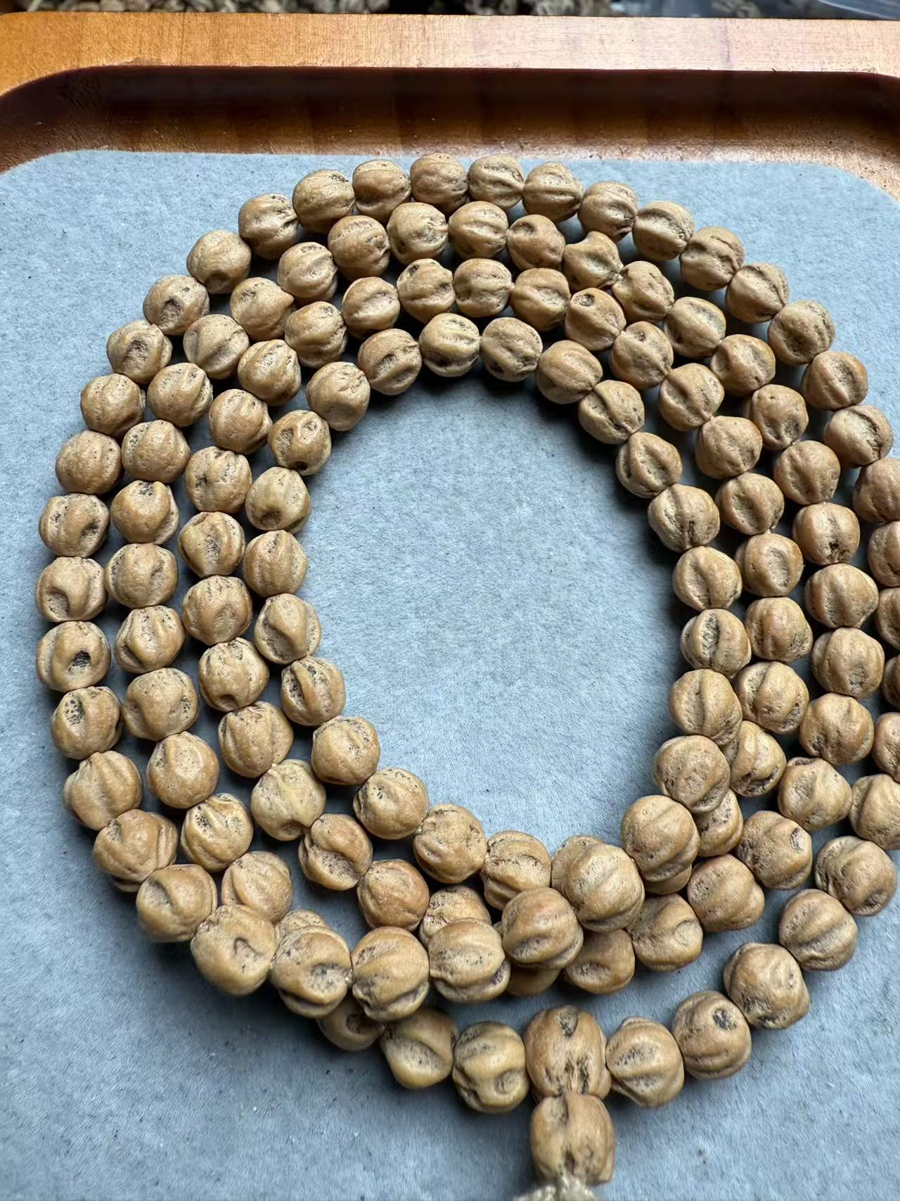 西藏热振百香籽陨石坑莲花108脖挂