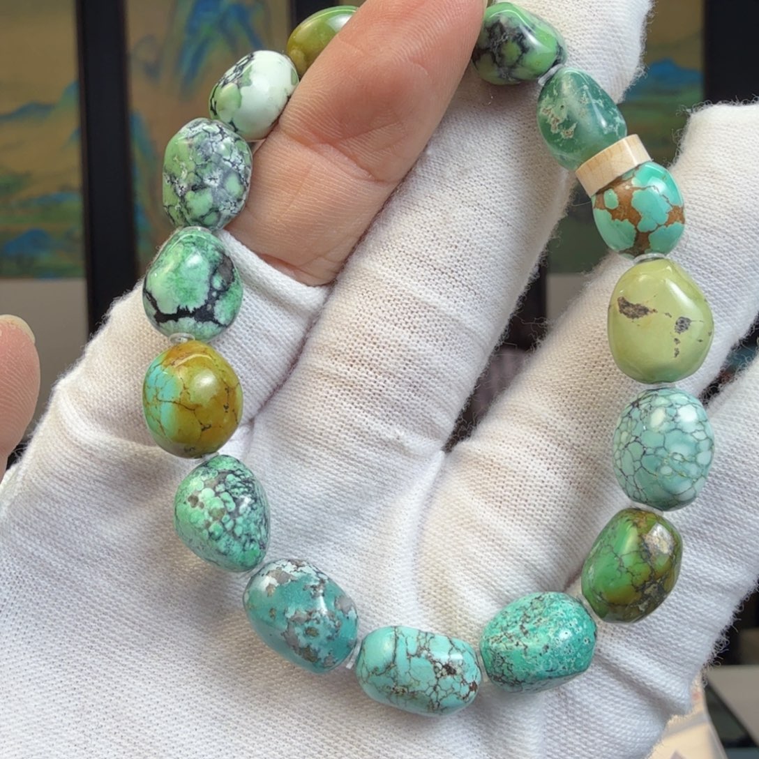 绿松石未镶嵌珠宝奇石