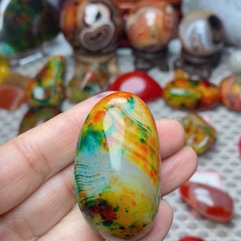 未镶嵌玛瑙/玉髓珠宝奇石