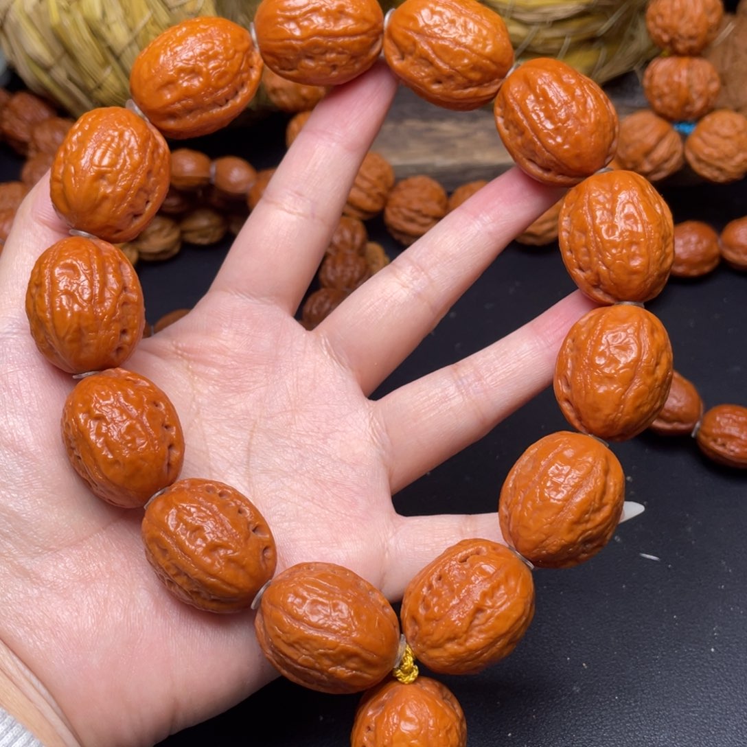 文玩核桃手串红枣大手持