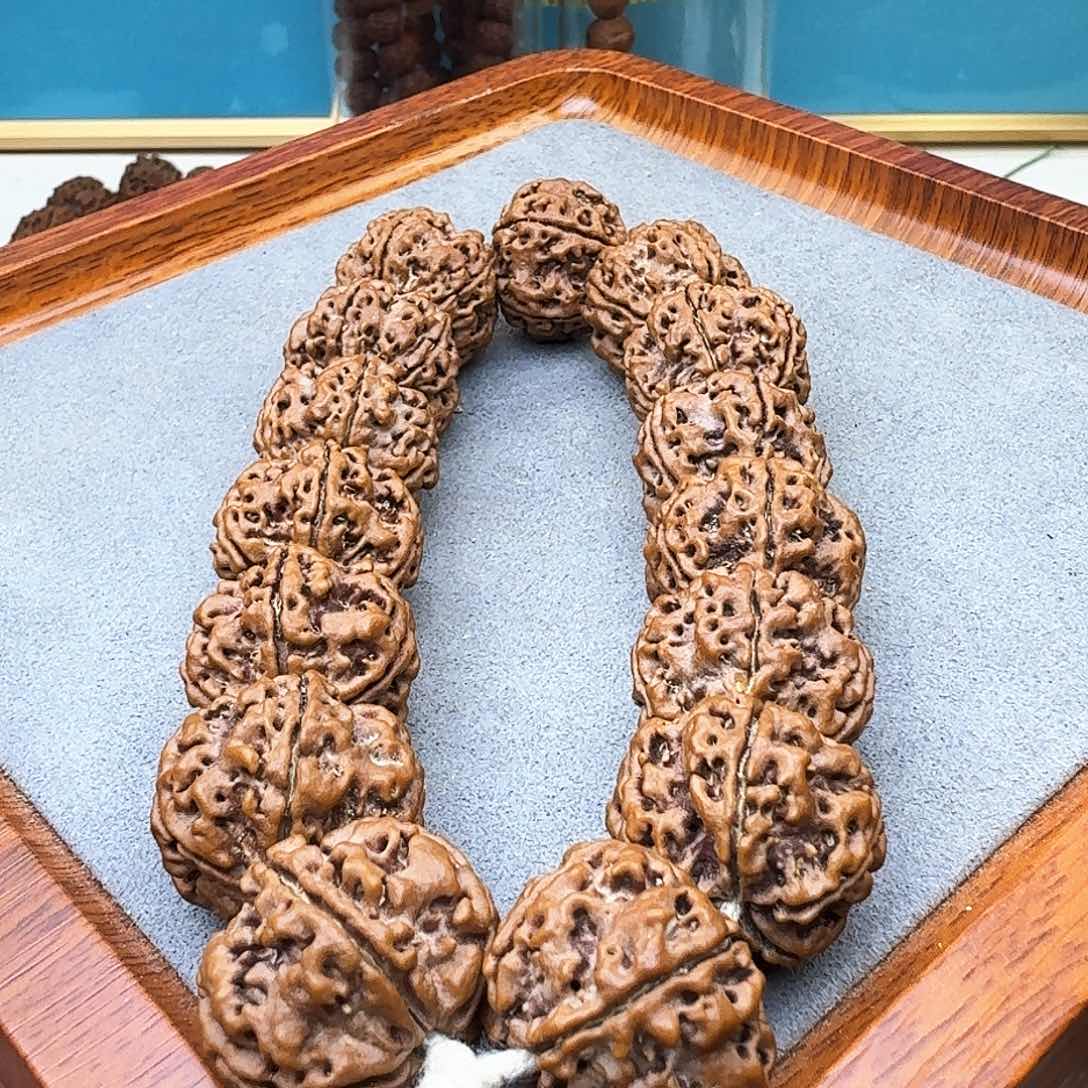 金刚菩提手串平头大粗筋