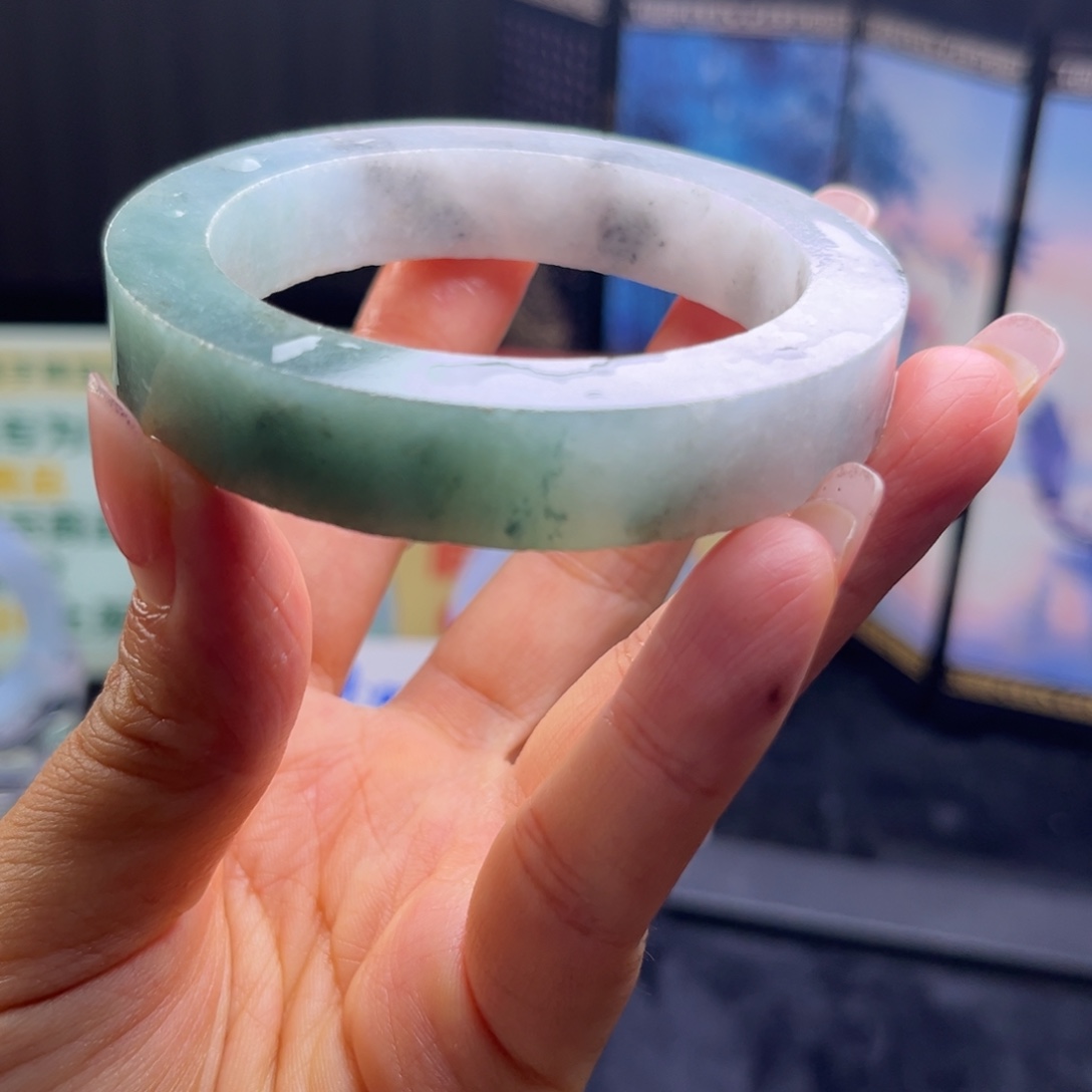 定制翡翠未镶嵌手镯手镯