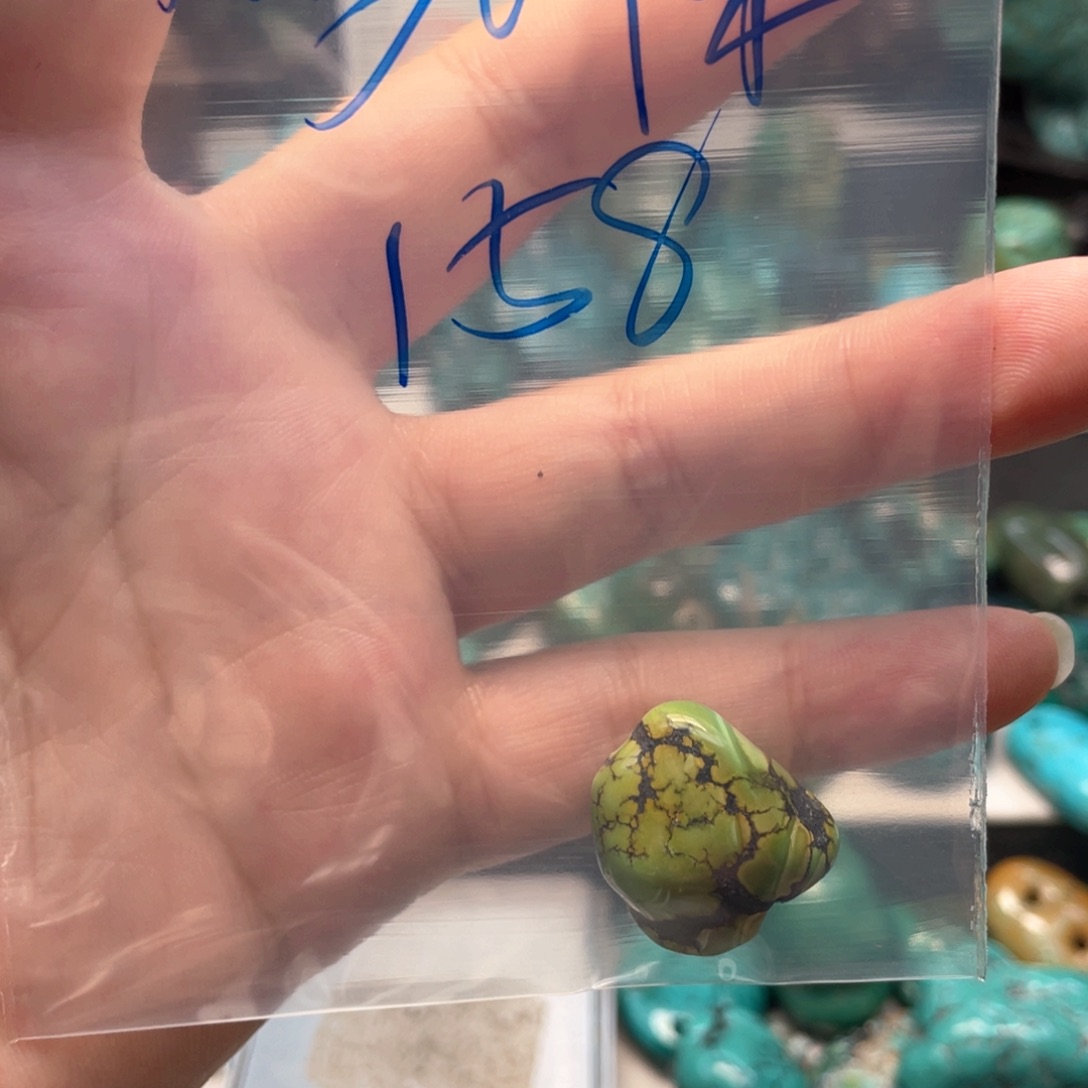 为***来未镶嵌绿松石挂件