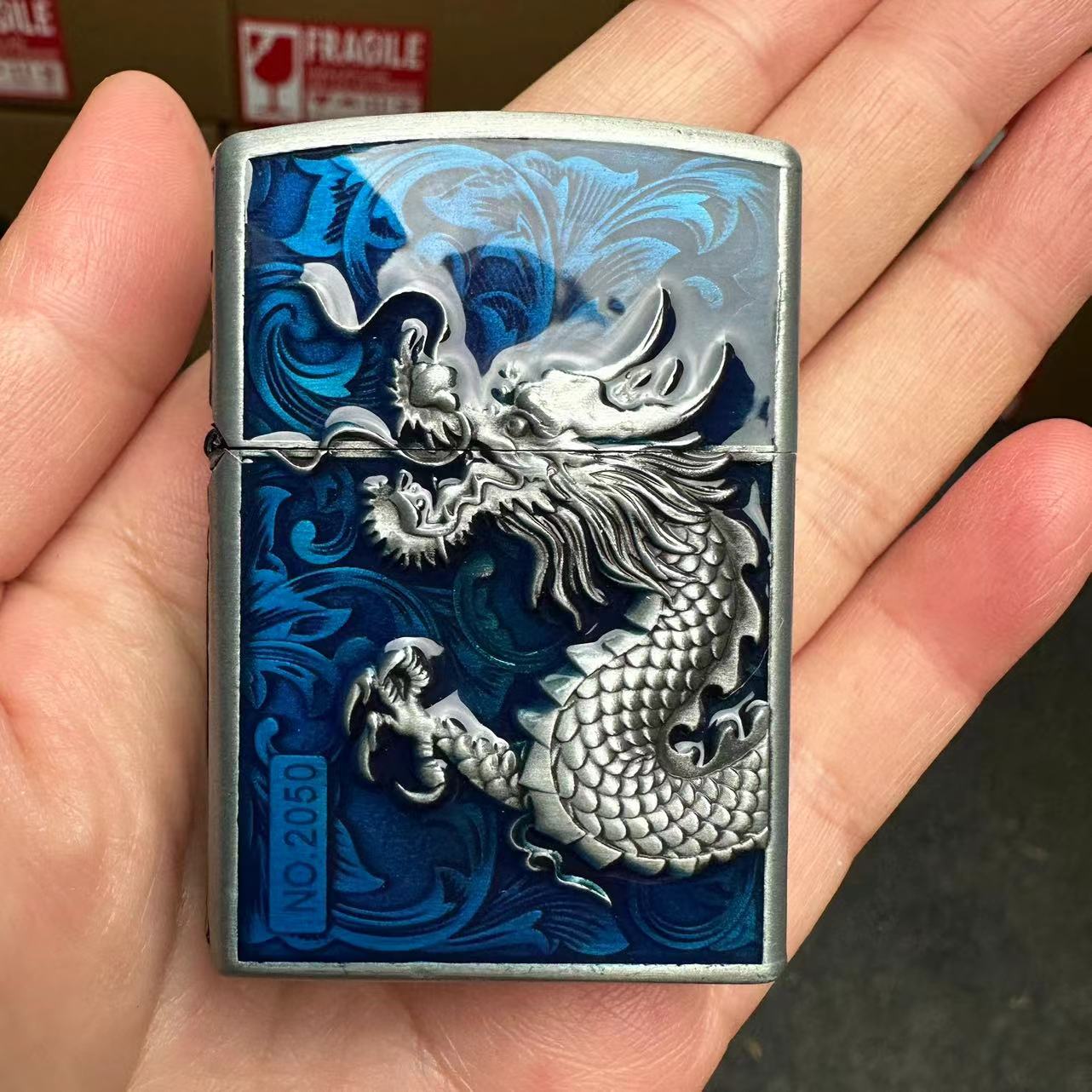 霸王龙打火机本色（需自行加油）z