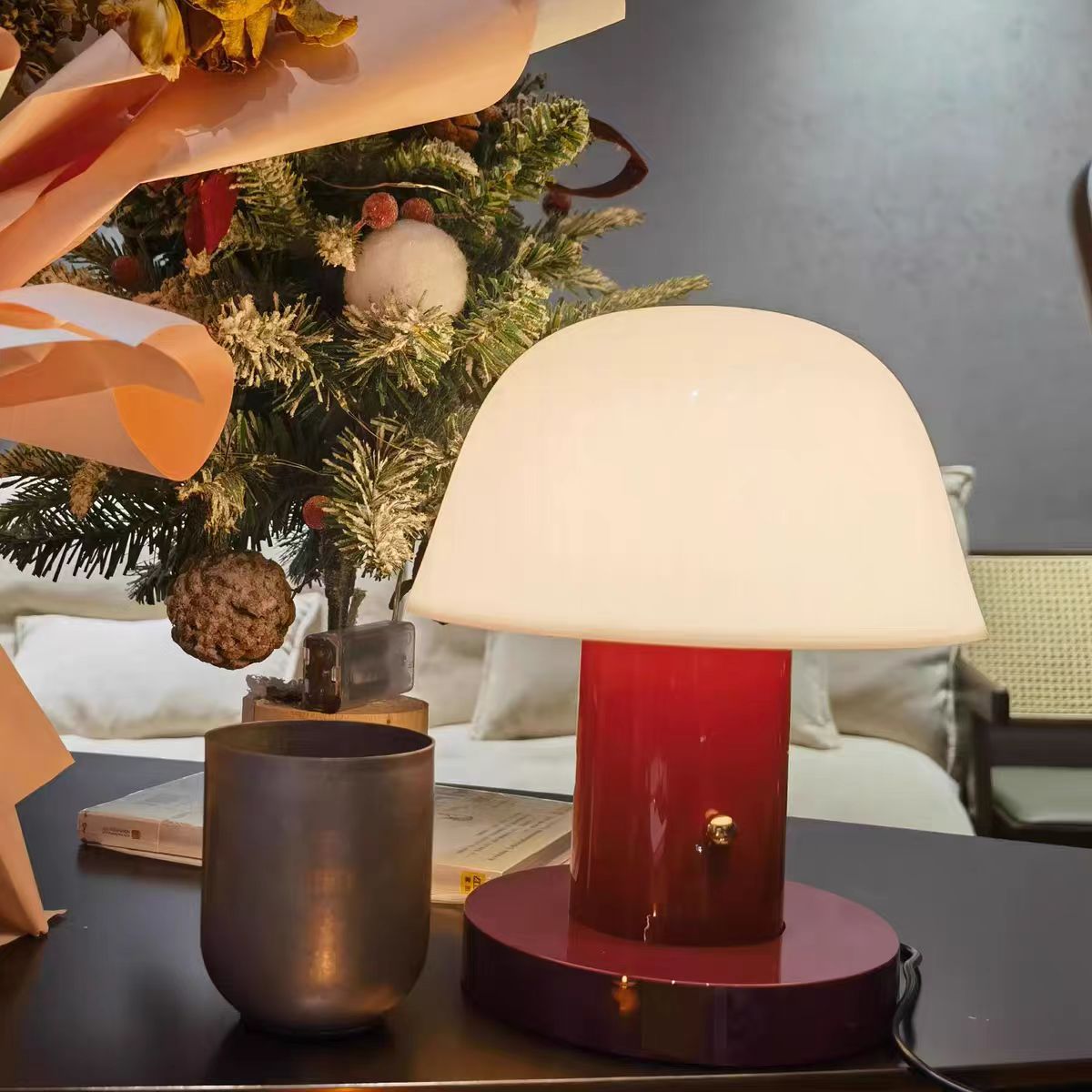 丹麦蘑菇台灯轻奢充电无线触摸卧室床头灯北欧装饰灯