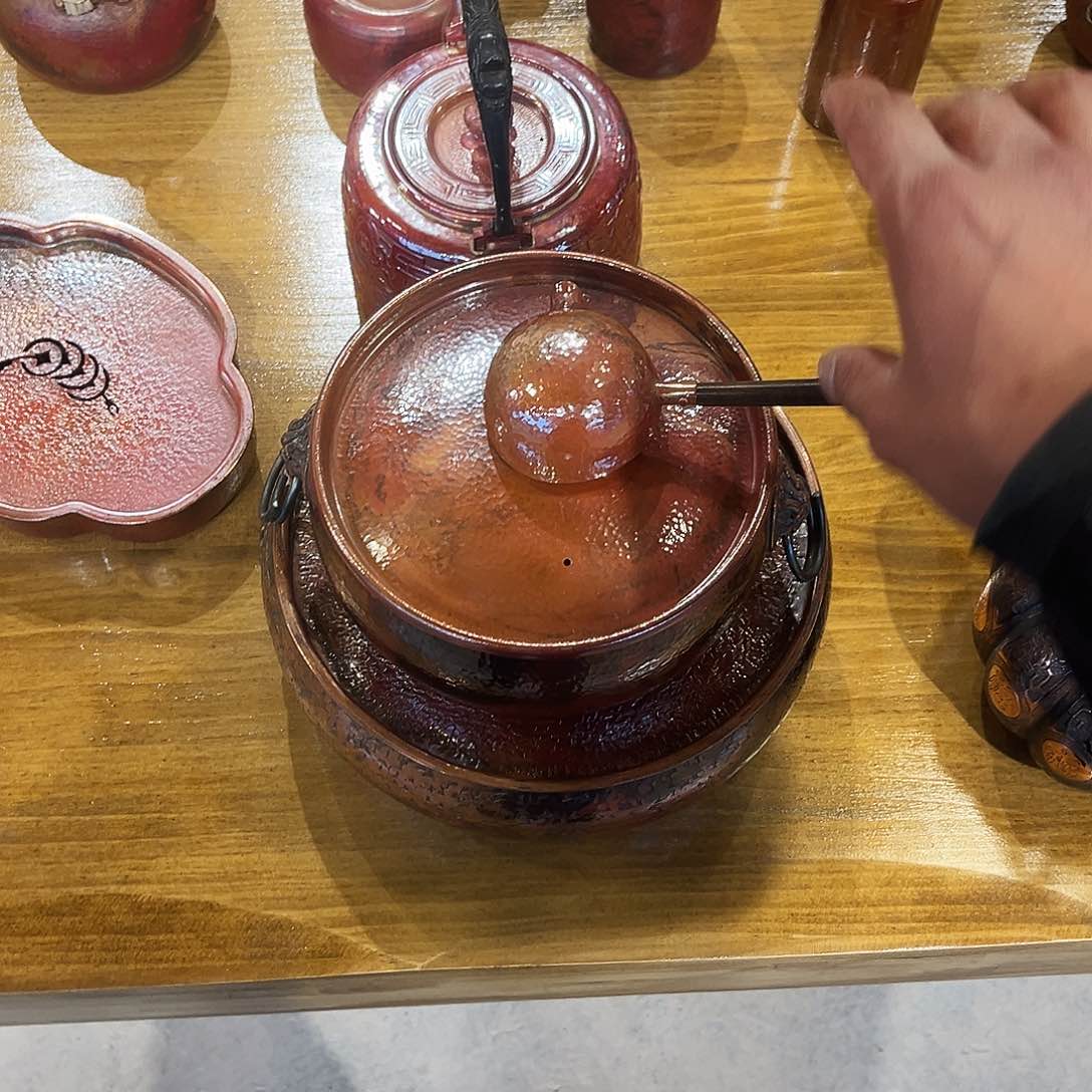 《****桦22壶承淬火色手工锻打工艺