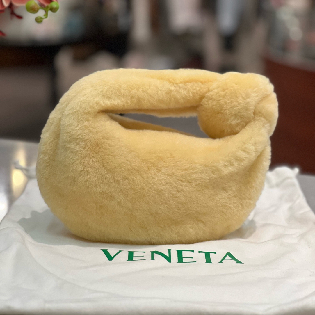 未使用 BOTTEGA VENETA/葆蝶家 【24期免息】jodie小鸡黄手提包