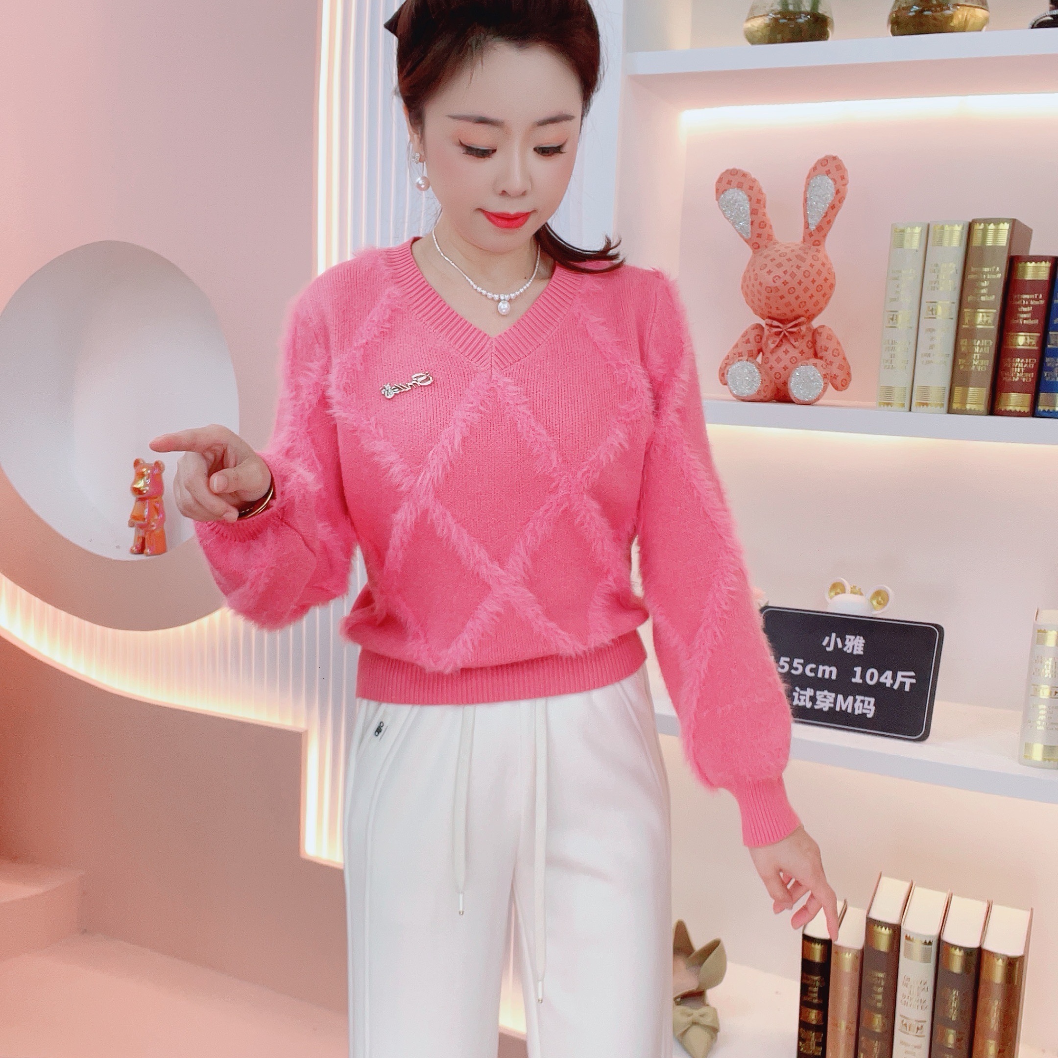 JUYA （暮光）2025年新款v领简约时尚洋气加厚水毛毛显瘦针织毛衣