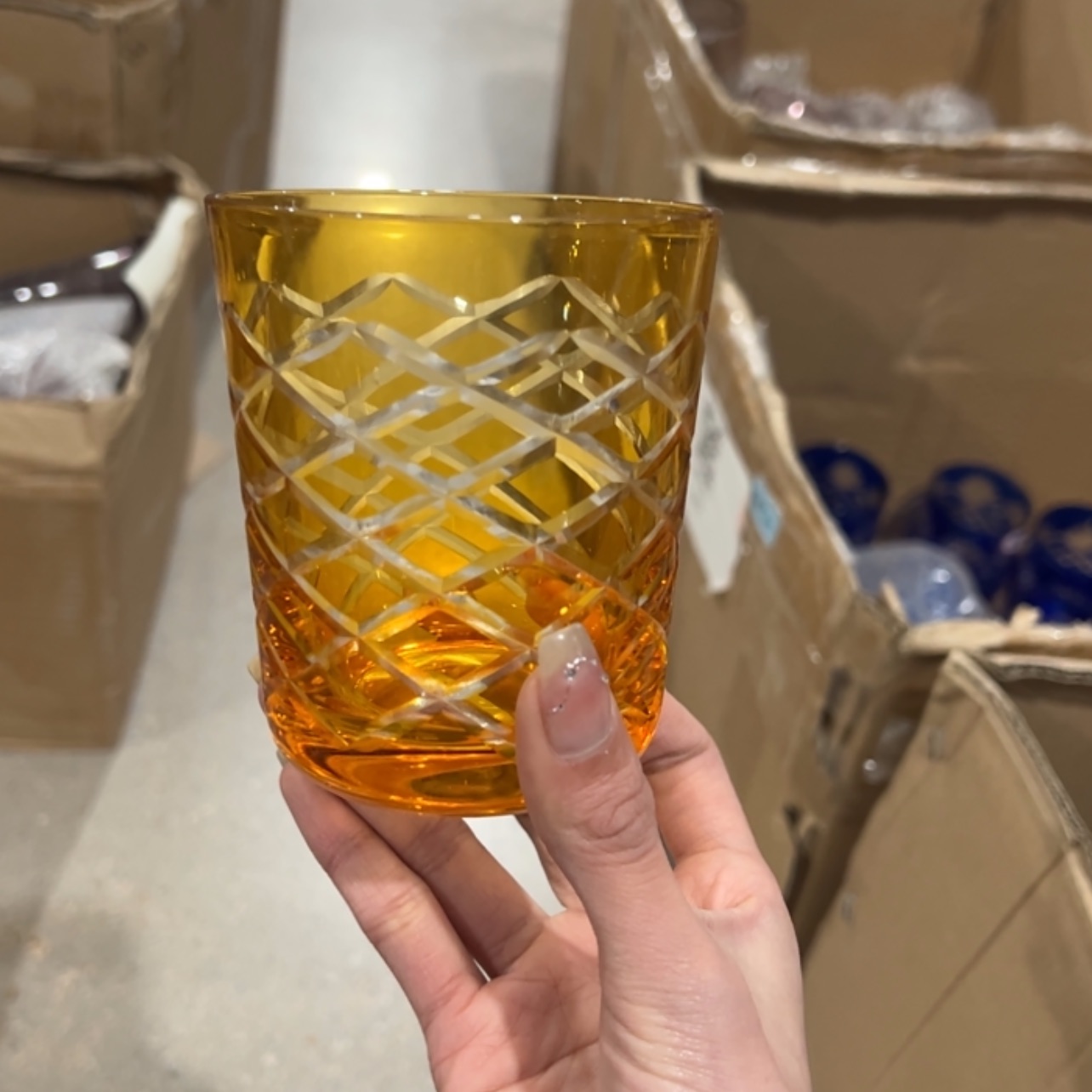 【闪购商品】如图微瑕一个，如图微瑕一个，