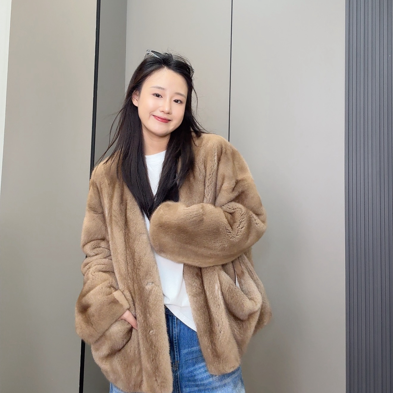 【BIng】“袋鼠兜小v领”进口天鹅绒水貂皮草女外套年轻款貂皮大衣