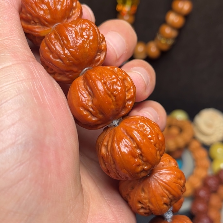 猴头核桃把件秋子手串