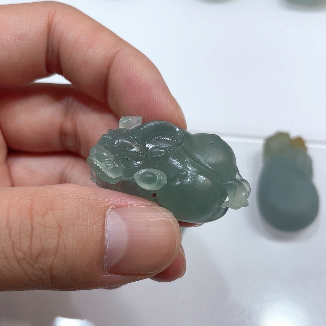 定制翡翠未镶嵌毛货