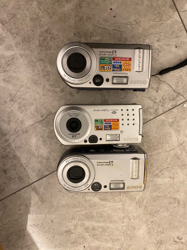 9新 Sony/索尼 索尼p系列 只配电池 其他自己配 数码相机