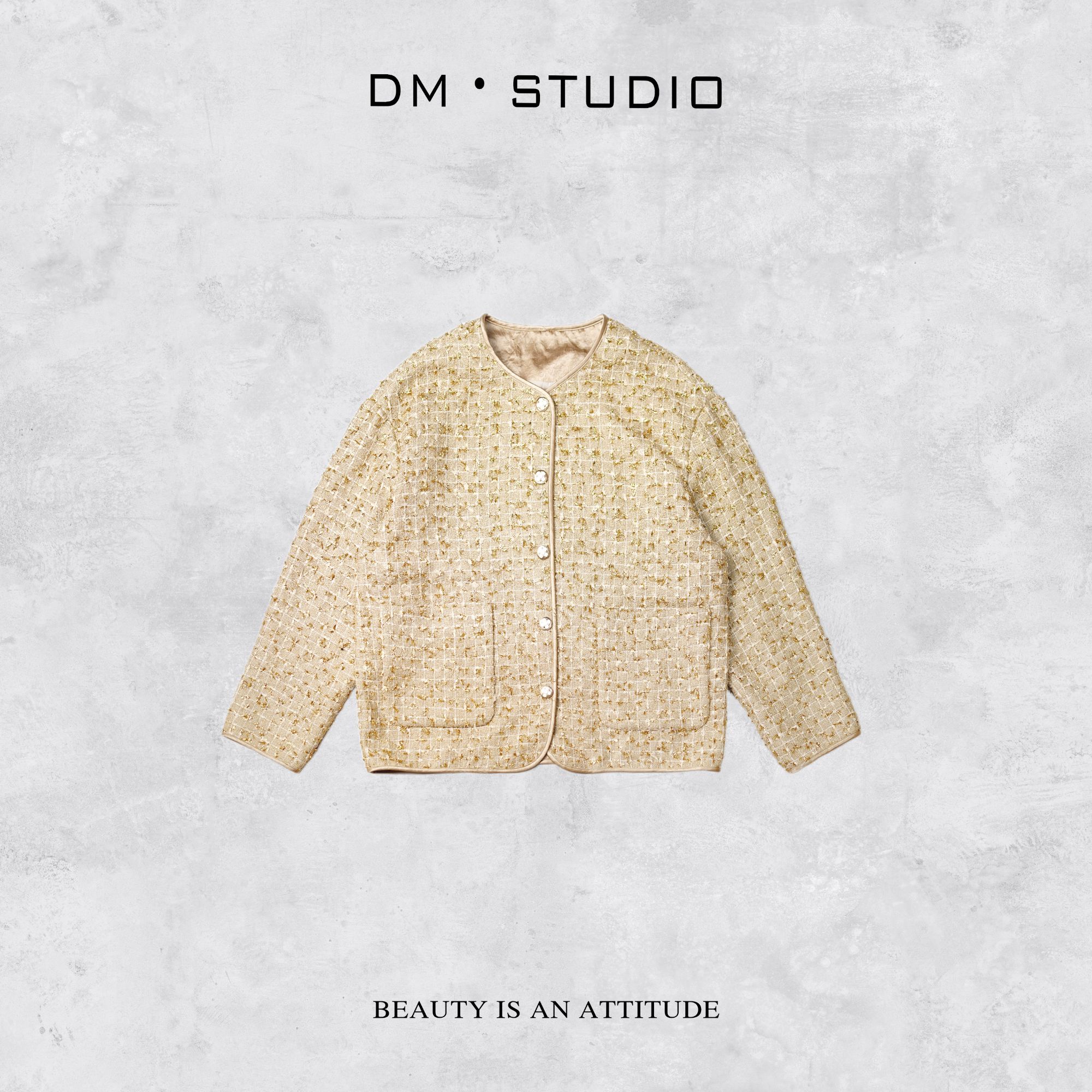 DEDM-DM•STUDIO/气质法式高级感静奢金丝排扣圆领小香外套（w5111）