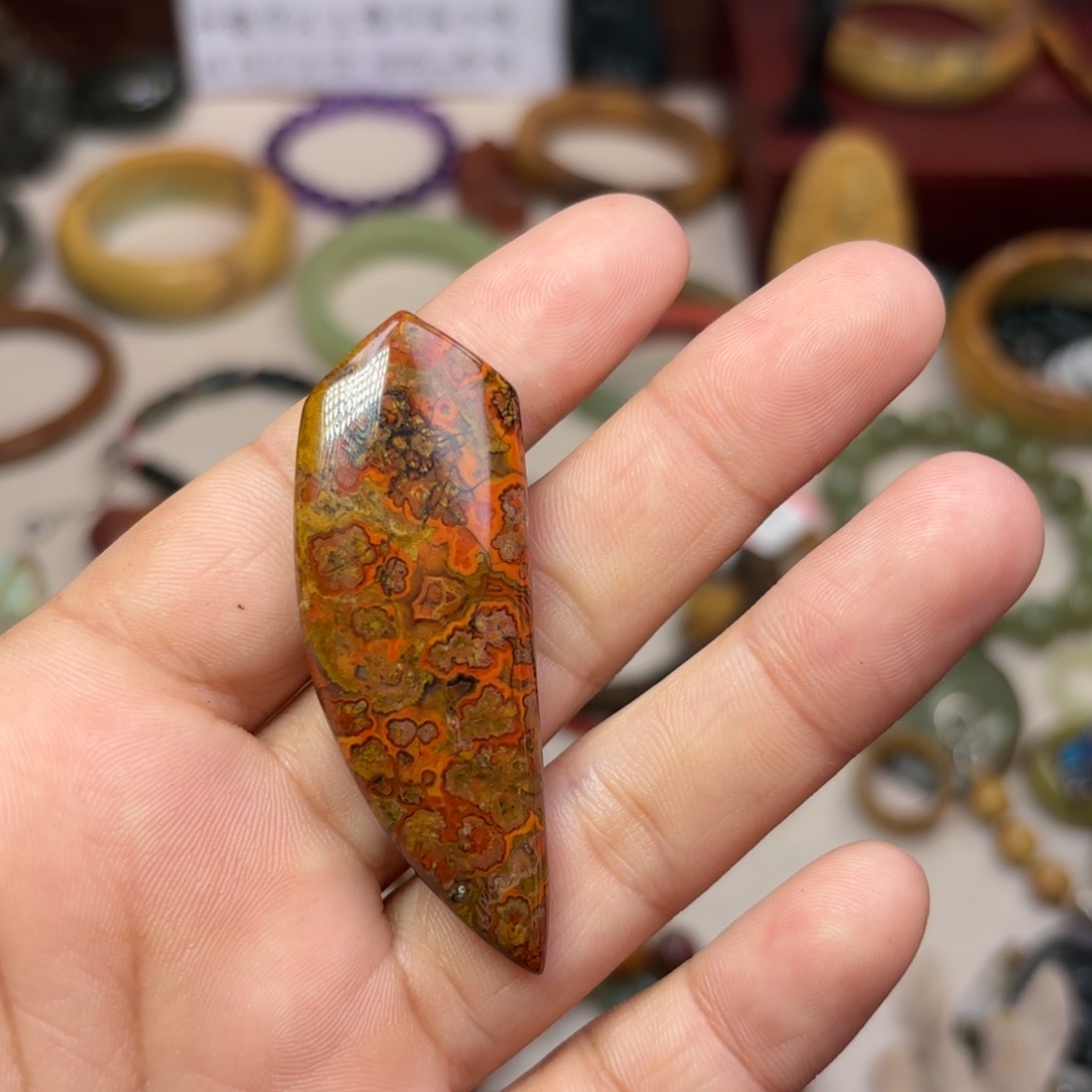 南红玛瑙手链未镶嵌玫*花