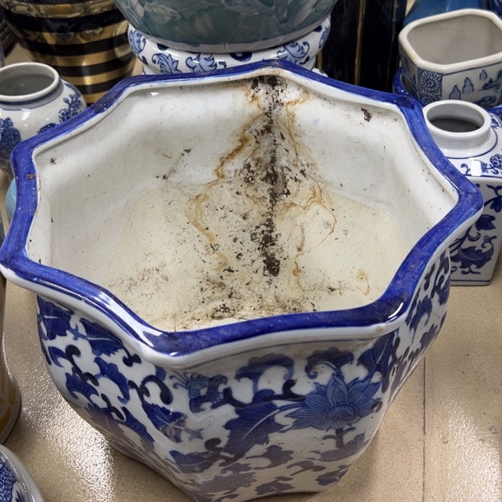 瓷片微瑕。。。。。。。。。。。