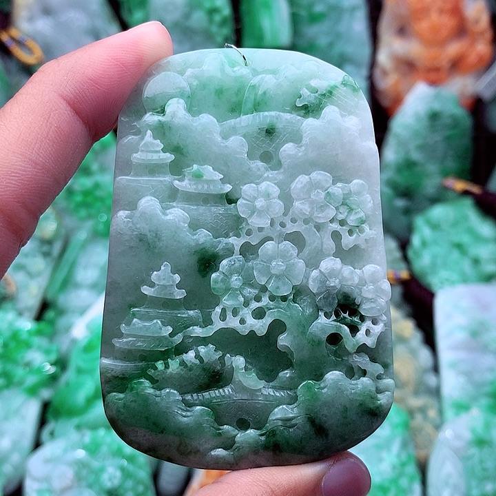 翡翠吊坠(不含链)未镶嵌