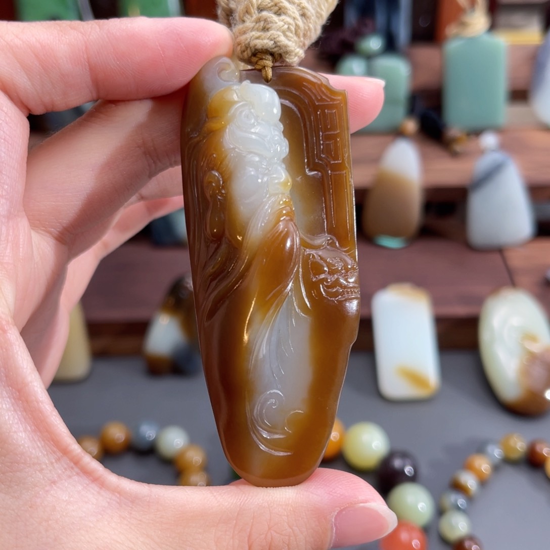 和田玉颈饰未镶嵌