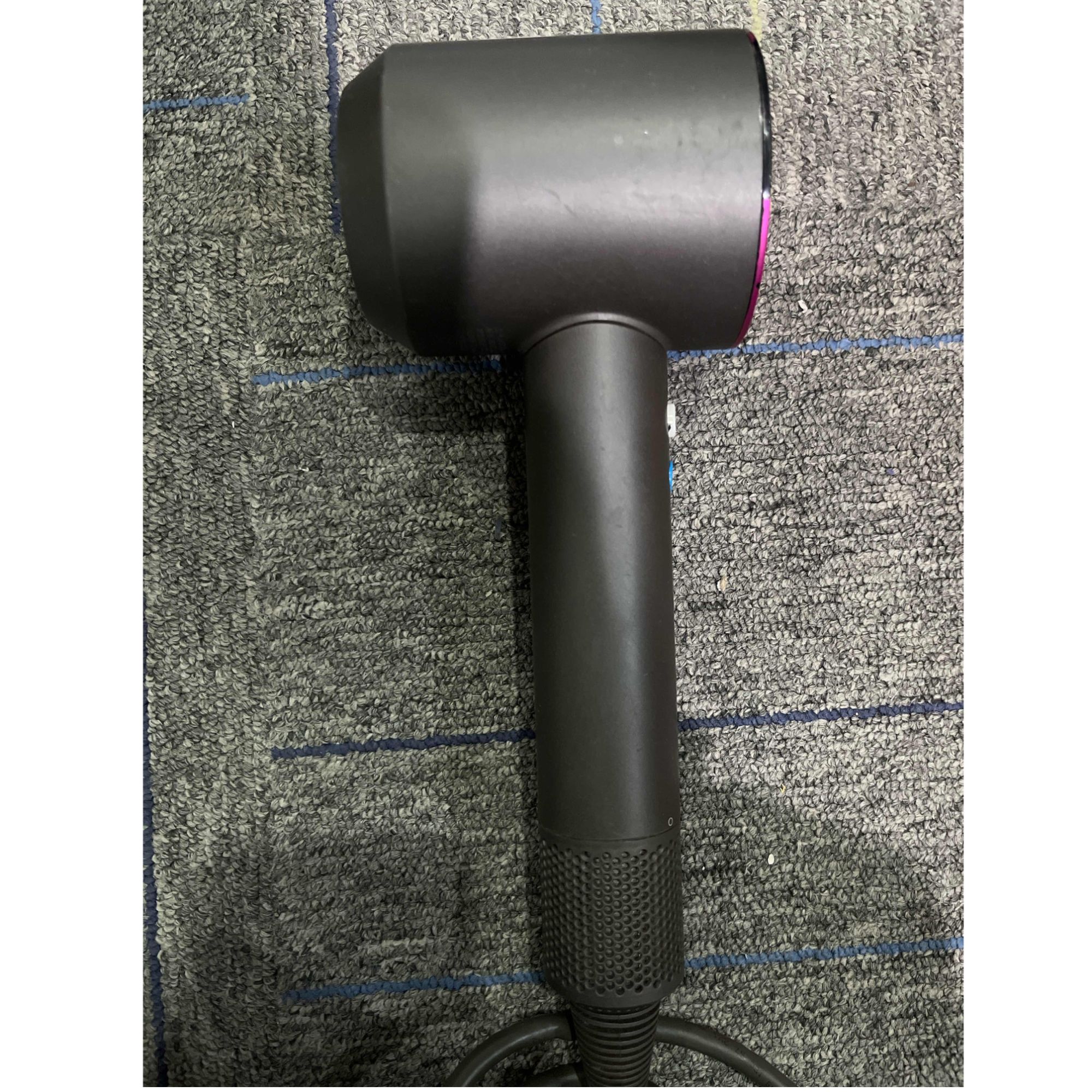 9新 dyson/戴森 【二手】武汉仓吹风机轻微划痕功能完好