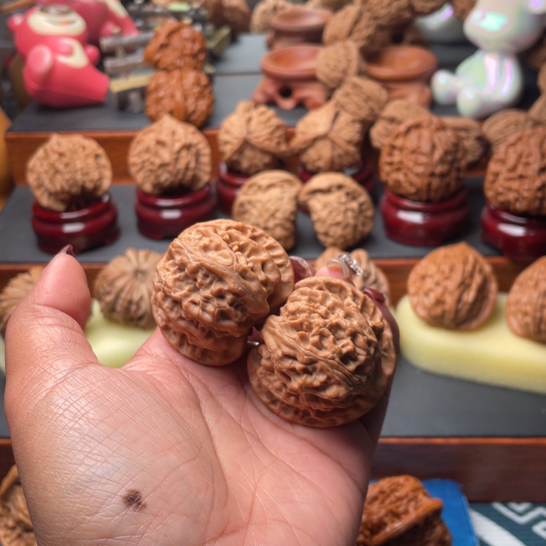 【闪购商品】文玩核桃把件‘****ツ苹果40