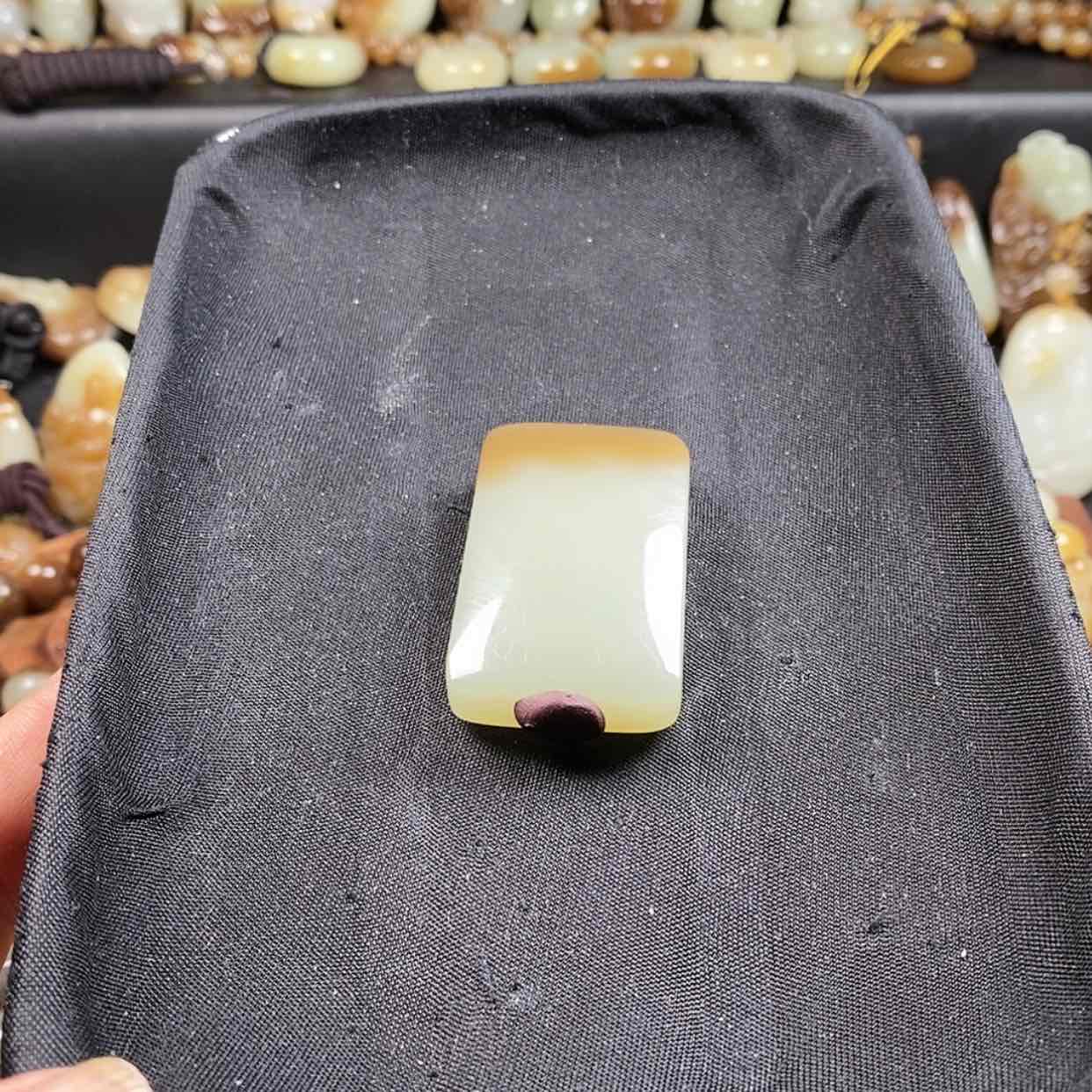 【闪购商品】和田玉（糖玉）颈饰未镶嵌