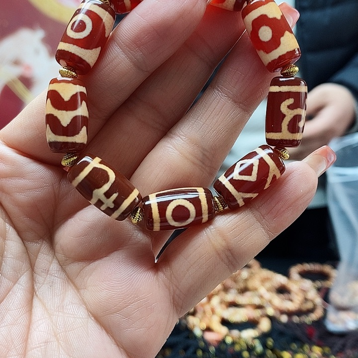 玛瑙/玉髓颈饰合金