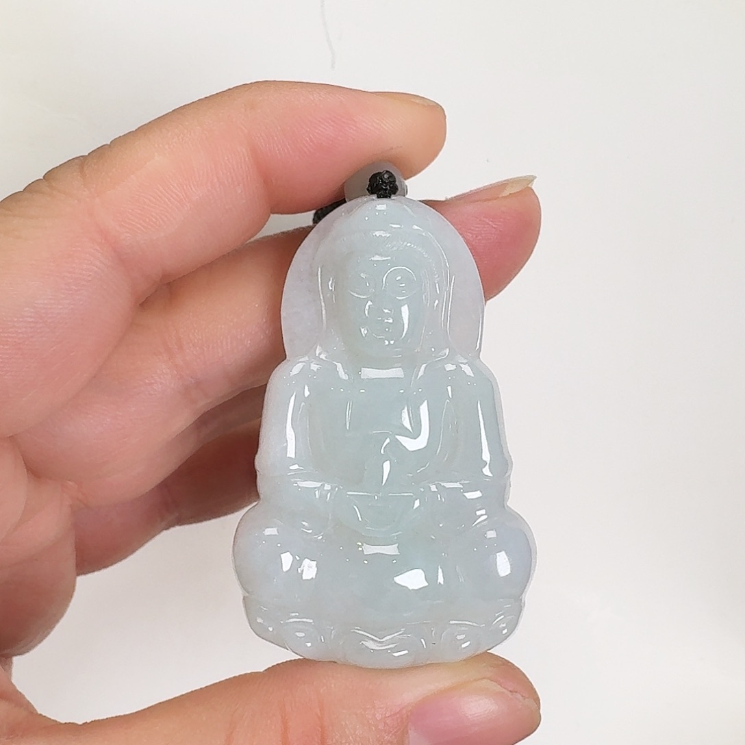 翡翠颈饰未镶嵌观音