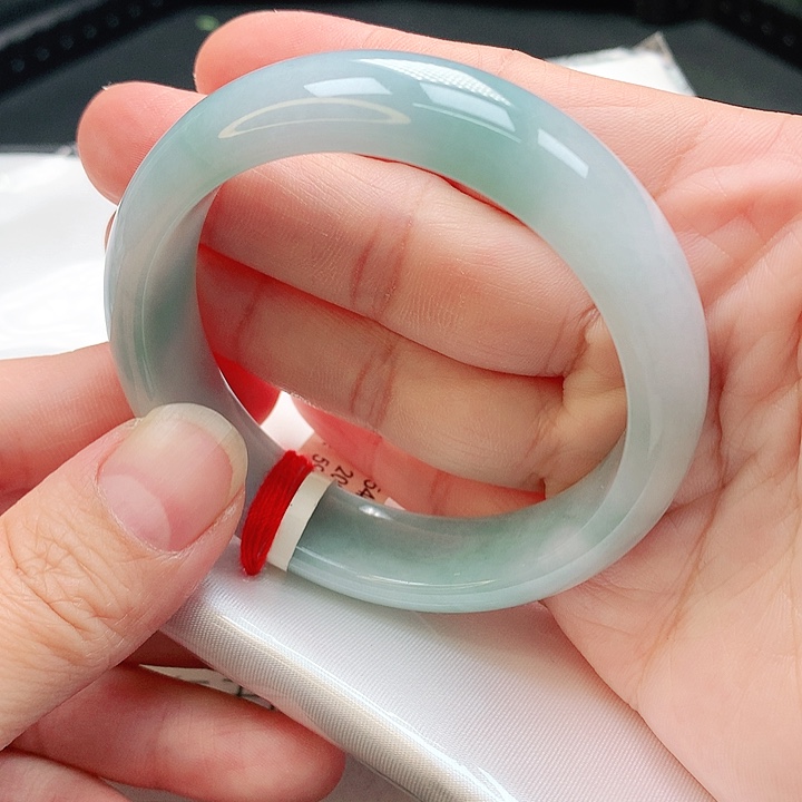 翡翠手镯未镶嵌轮胎54