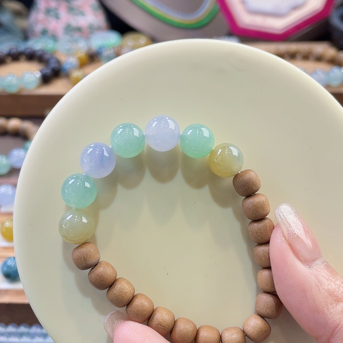 【闪购商品】翡翠颈饰未镶嵌马卡龙