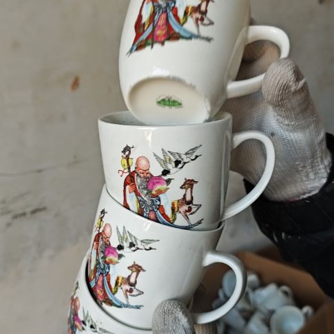 库存瓷片老寿星四个底有磕碰