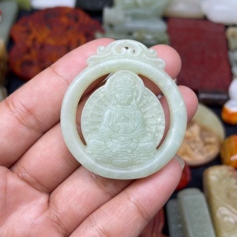 蛇纹石玉未镶嵌颈饰13