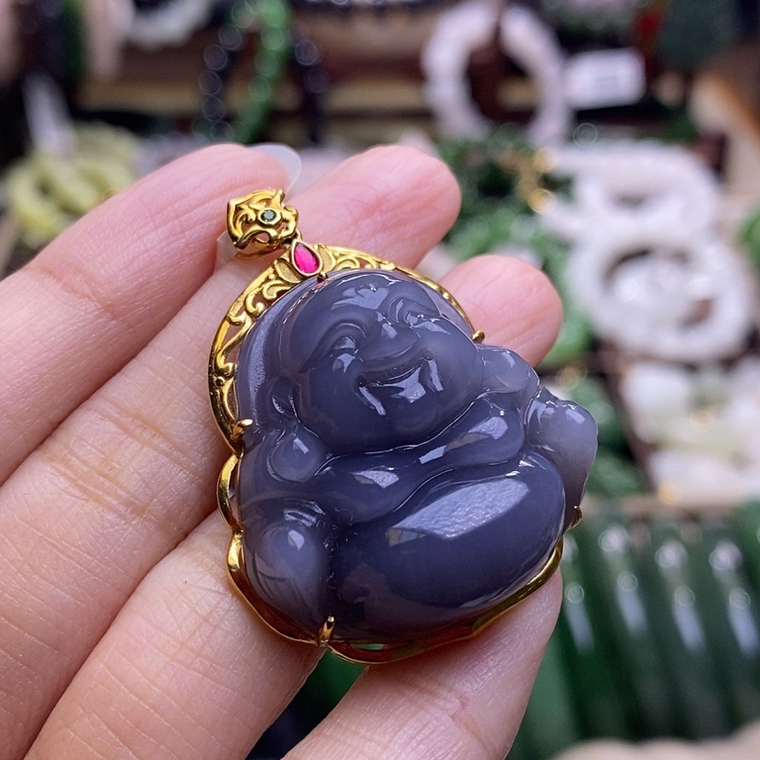 颈饰未镶嵌和田玉毕业级老矿料浓烟紫金镶佛公