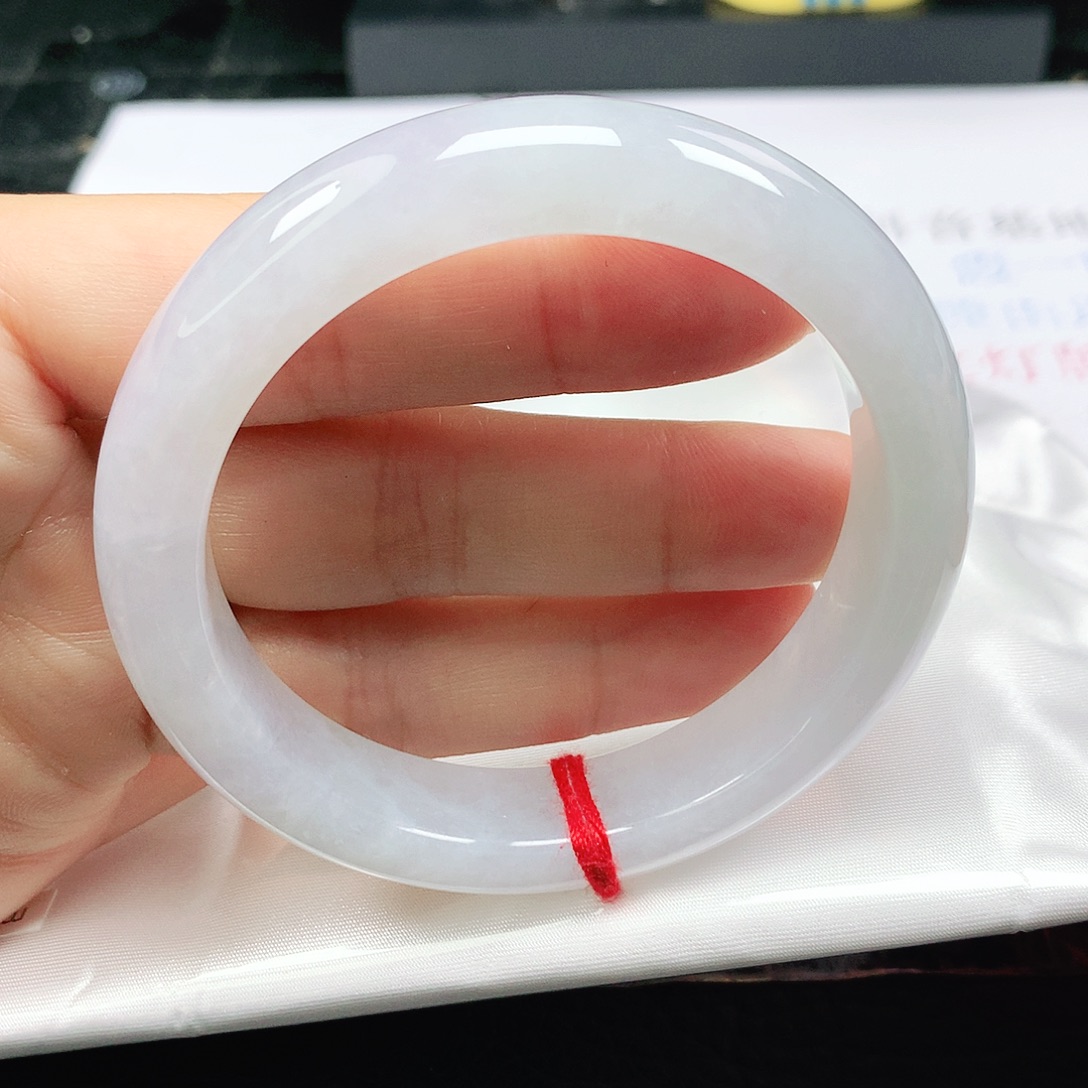 翡翠未镶嵌手镯正