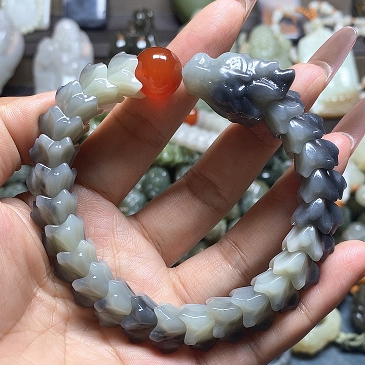 手串未镶嵌和田玉